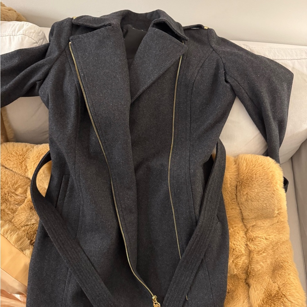 Michael Kors Black Wool-Blend Coat with Neutral Label - Picture 3 of 3